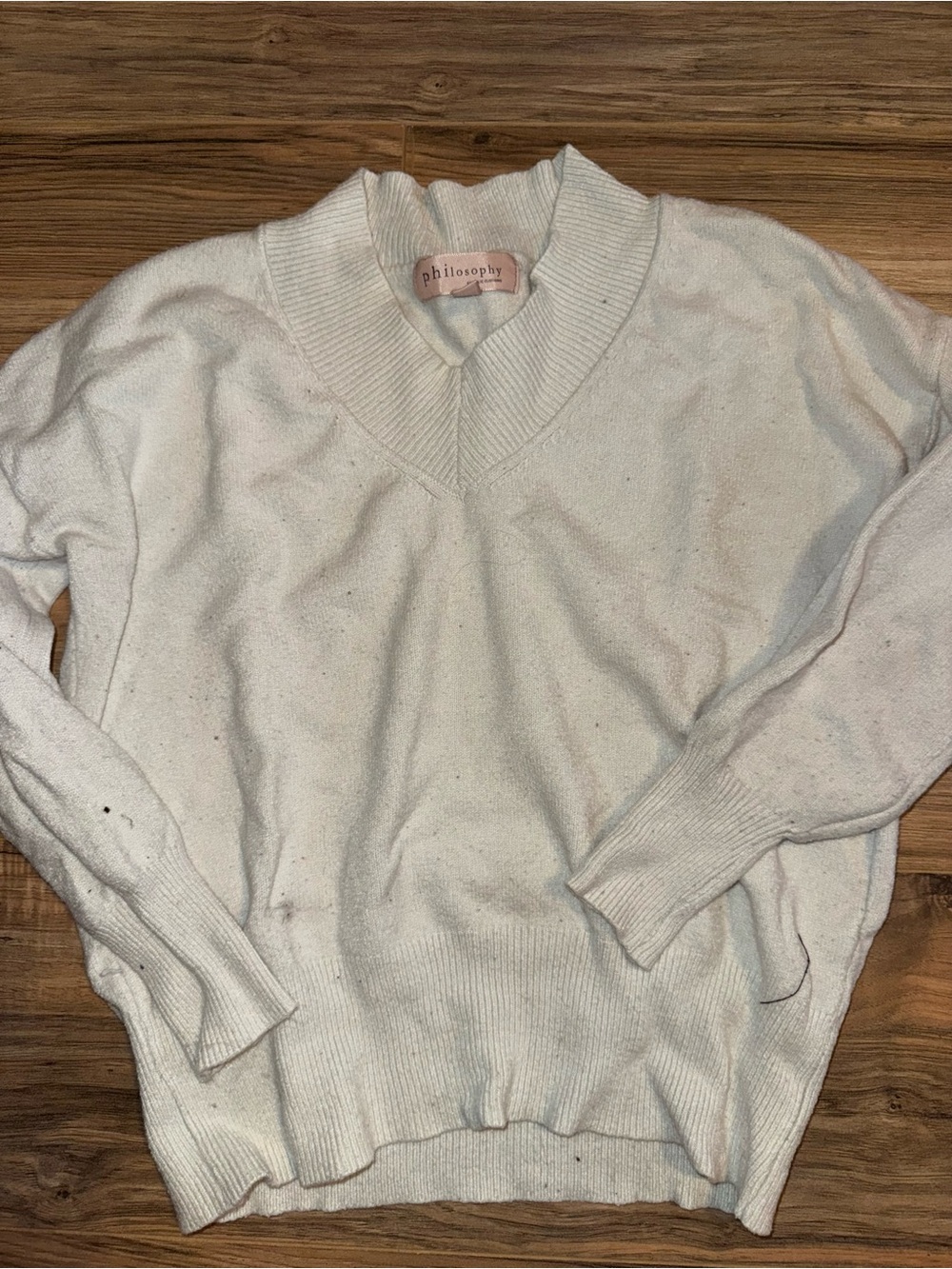 Philosophy Women’s Off-White V-Neck Pullover Sweater